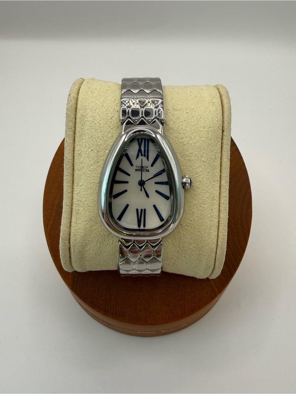 NWT Invicta Women’s Silver Teardrop Watch 25.9mm